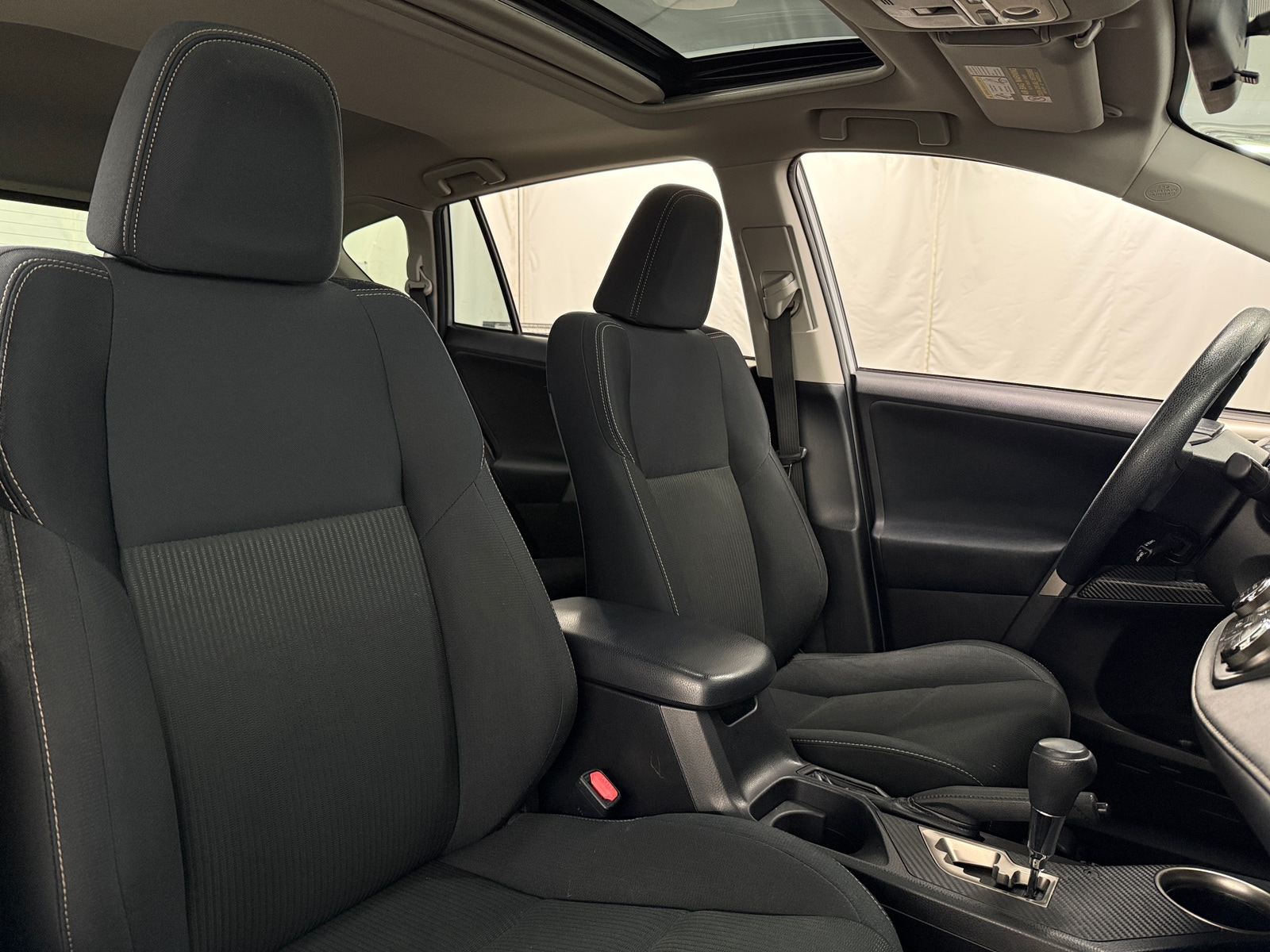 Thumbnail: 2014 Toyota RAV4 - 2