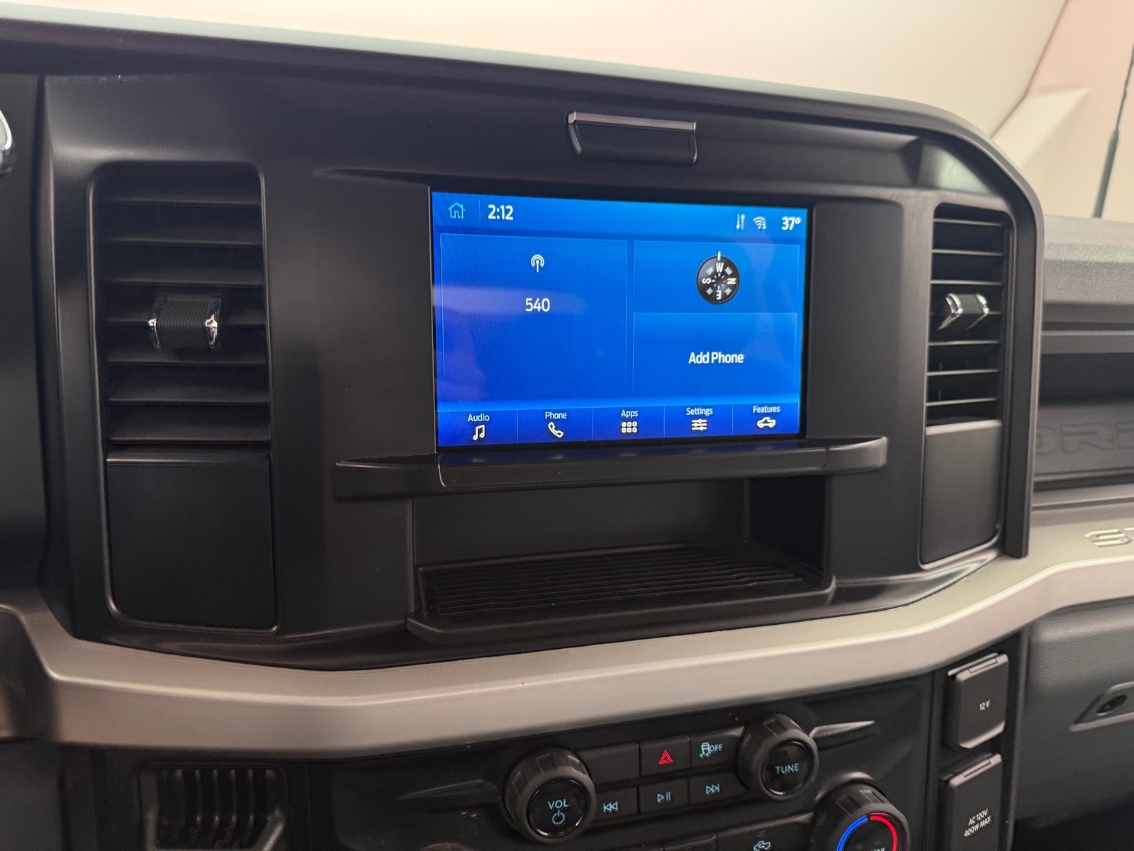 Thumbnail: 2025 Ford Econoline - 3