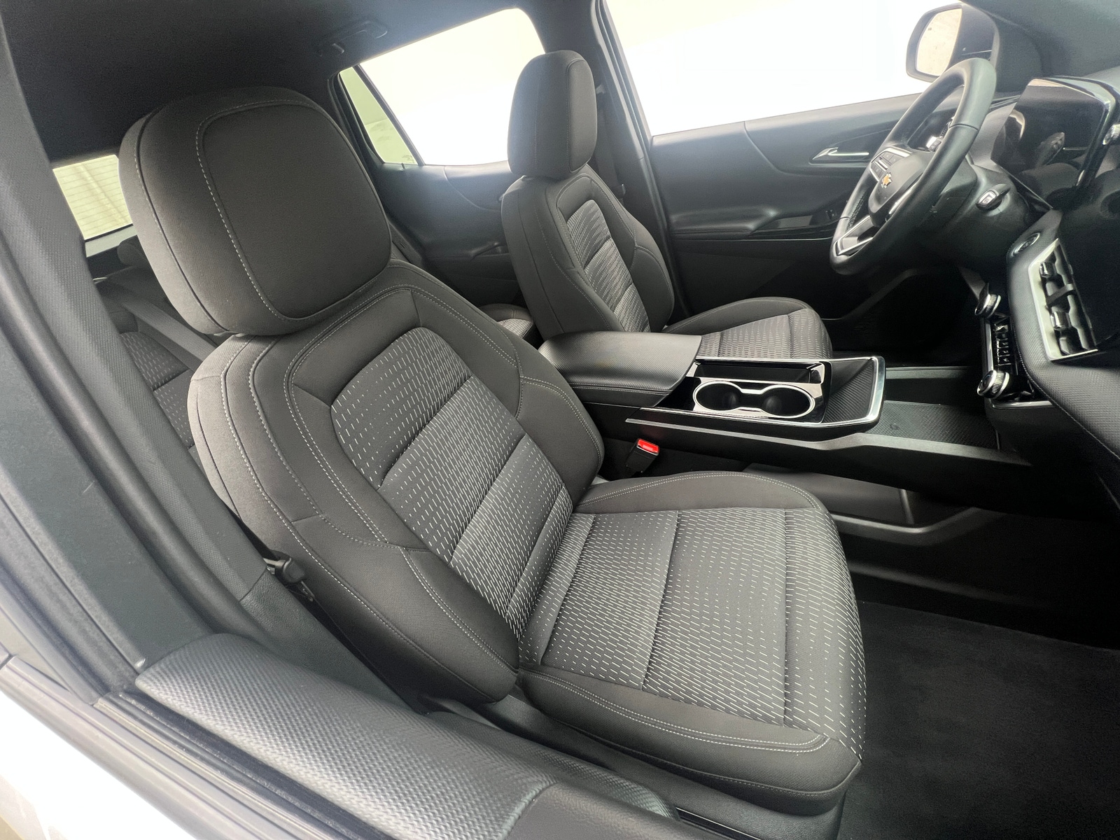 Thumbnail: 2025 Chevrolet Equinox - 2