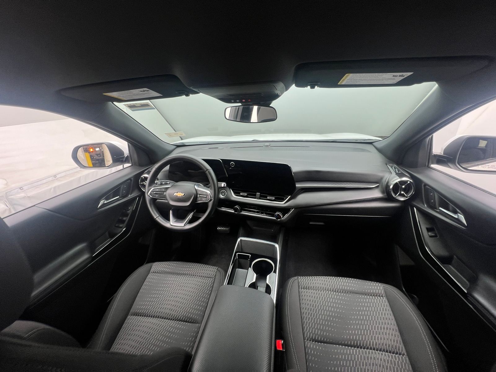 Thumbnail: 2025 Chevrolet Equinox - 3