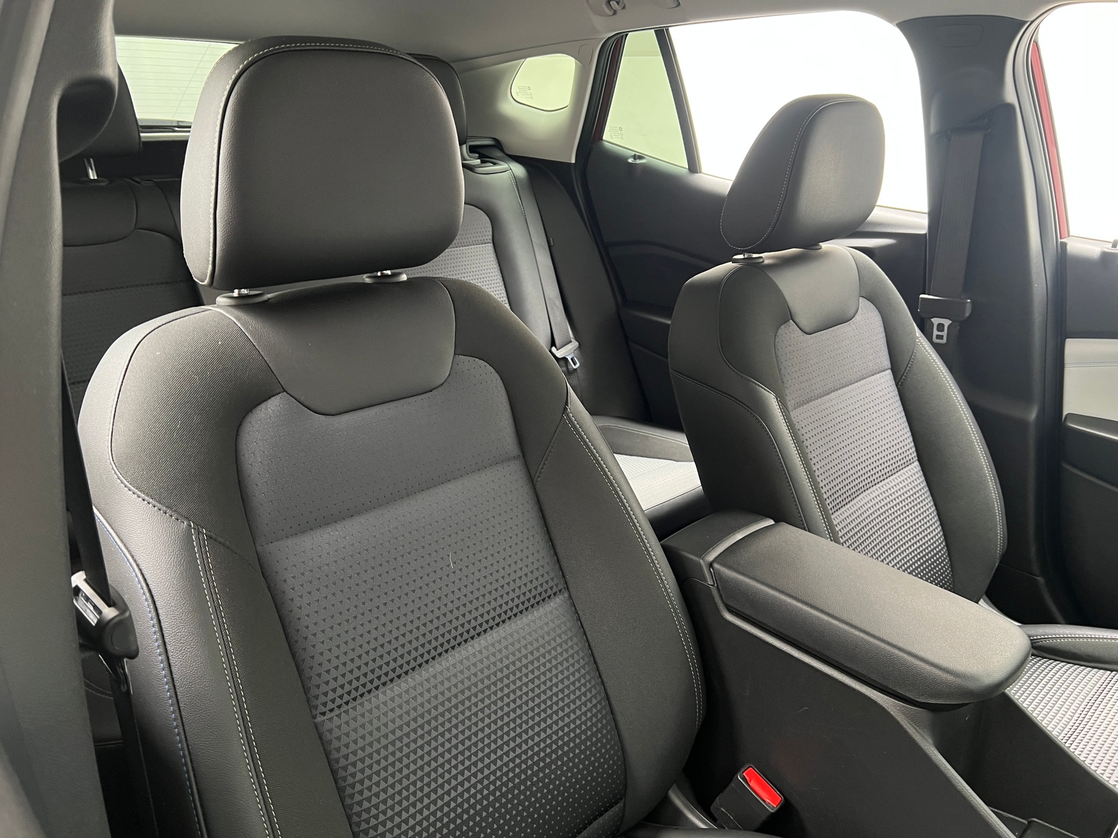 Thumbnail: 2025 Chevrolet Trax - 2