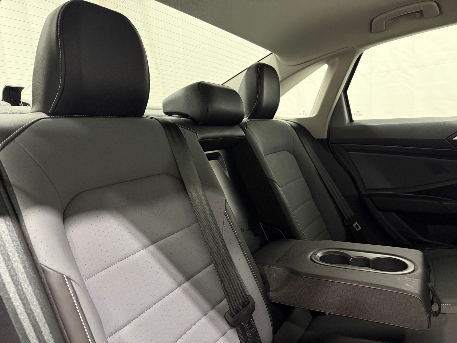 Thumbnail: 2025 Volkswagen Jetta - 6