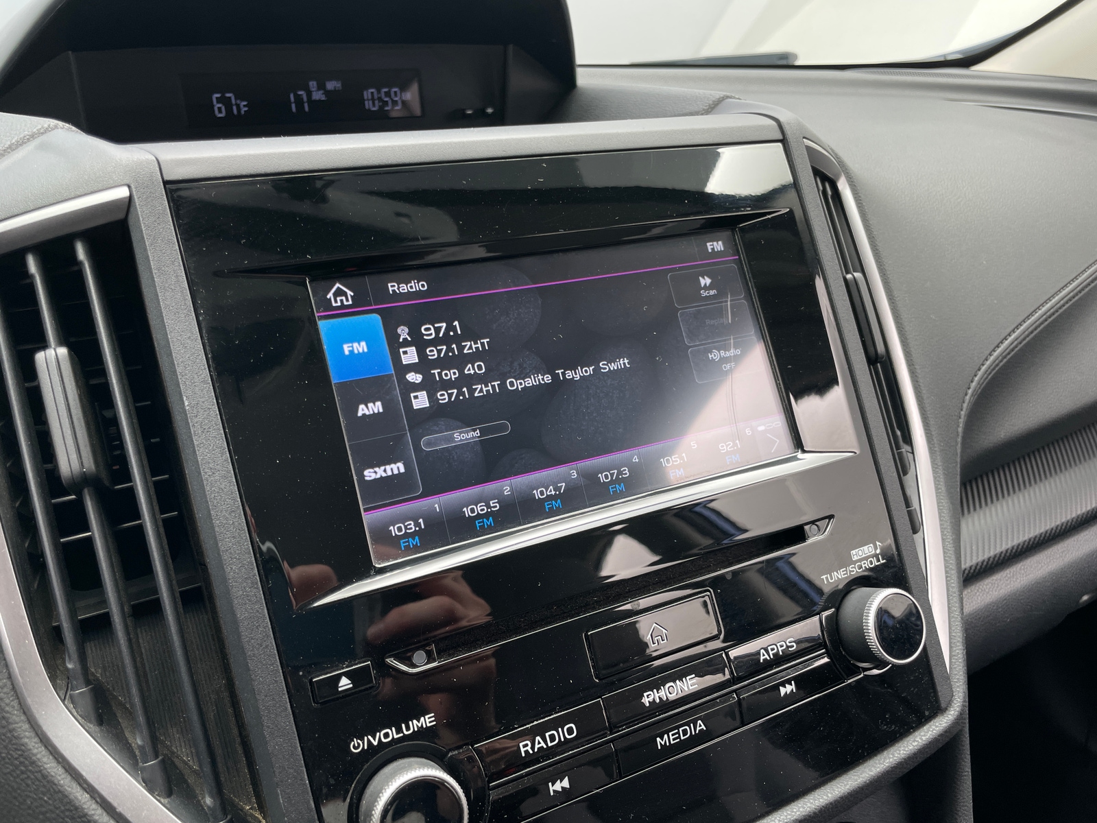 Thumbnail: 2019 Subaru Crosstrek - 4