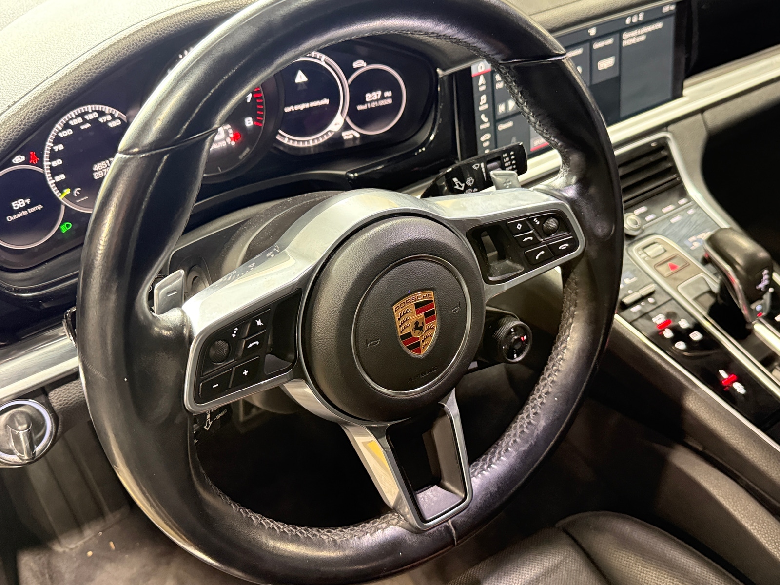 Thumbnail: 2018 Porsche Panamera - 4