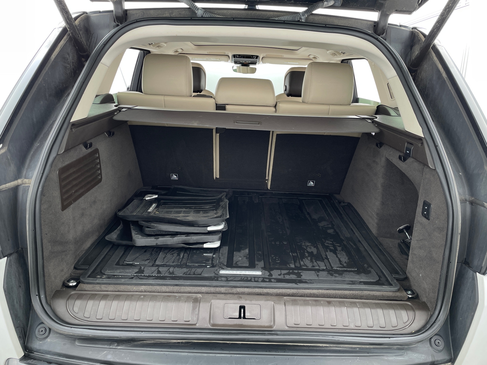 Thumbnail: 2020 Land Rover Range Rover Sport - 6