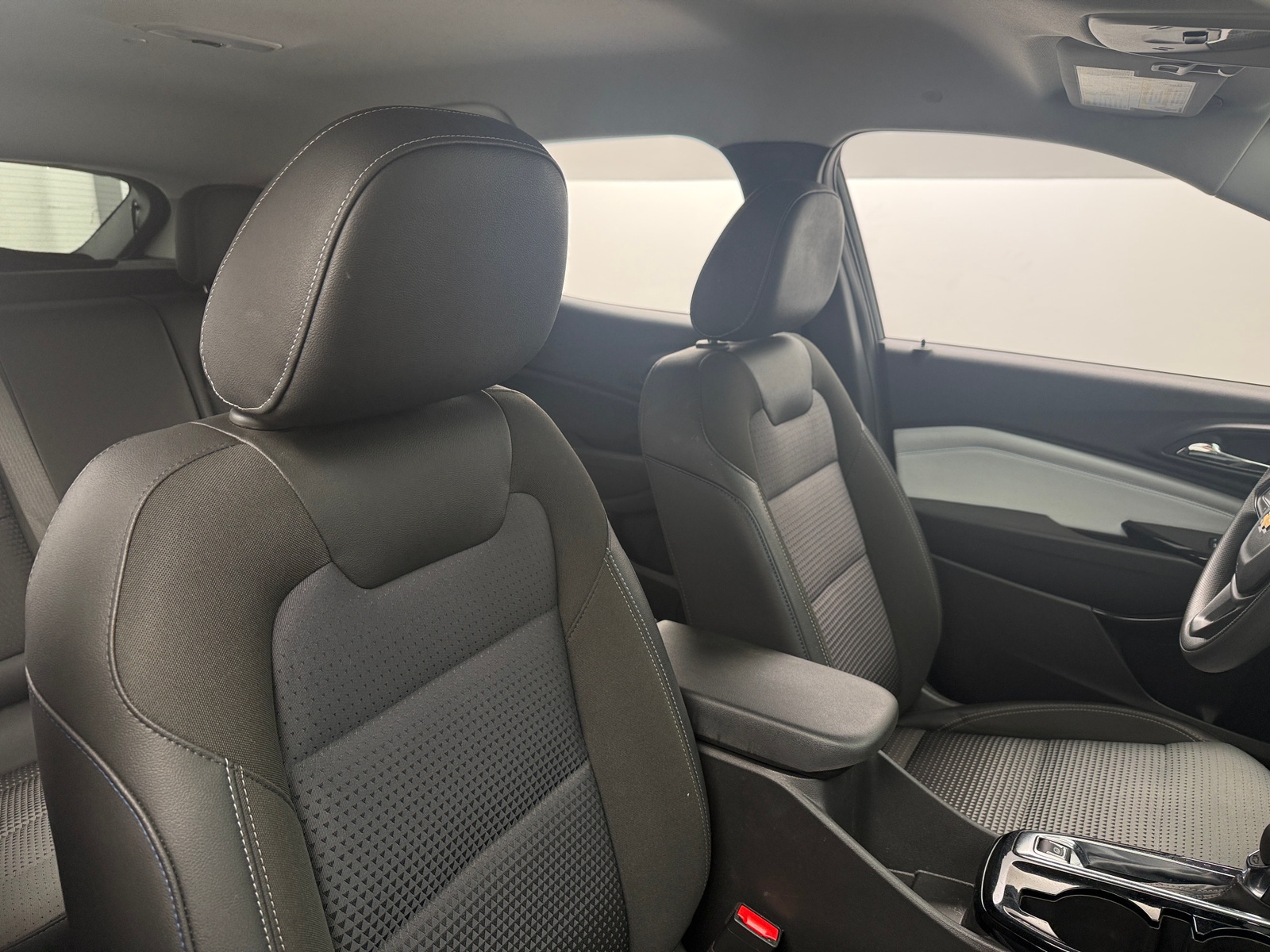 Thumbnail: 2025 Chevrolet Trax - 2