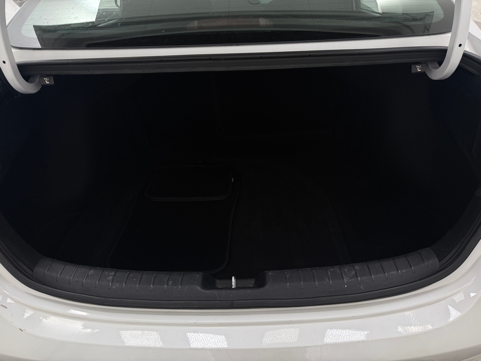 Thumbnail: 2024 Kia Forte - 7