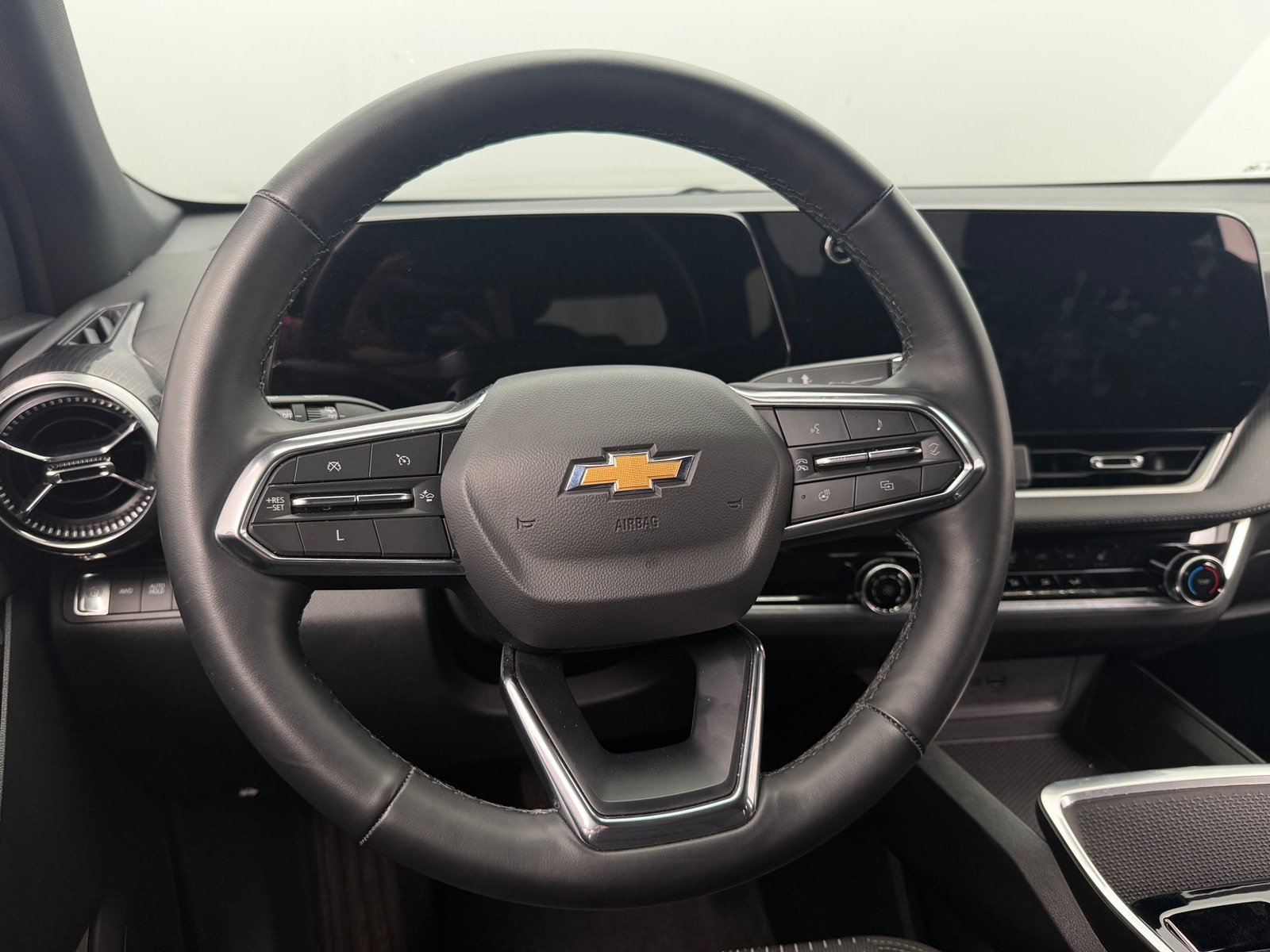 Thumbnail: 2025 Chevrolet Equinox - 5