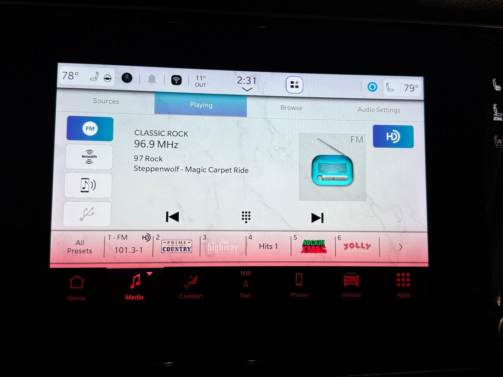 Thumbnail: 2022 Jeep Wagoneer - 3