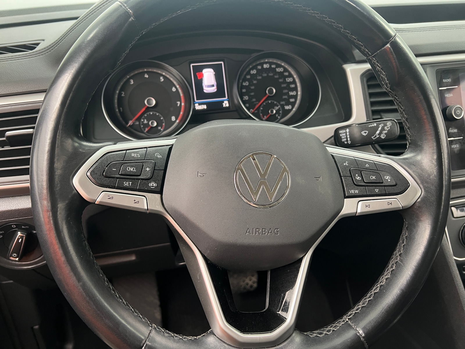 Thumbnail: 2021 Volkswagen Atlas - 4