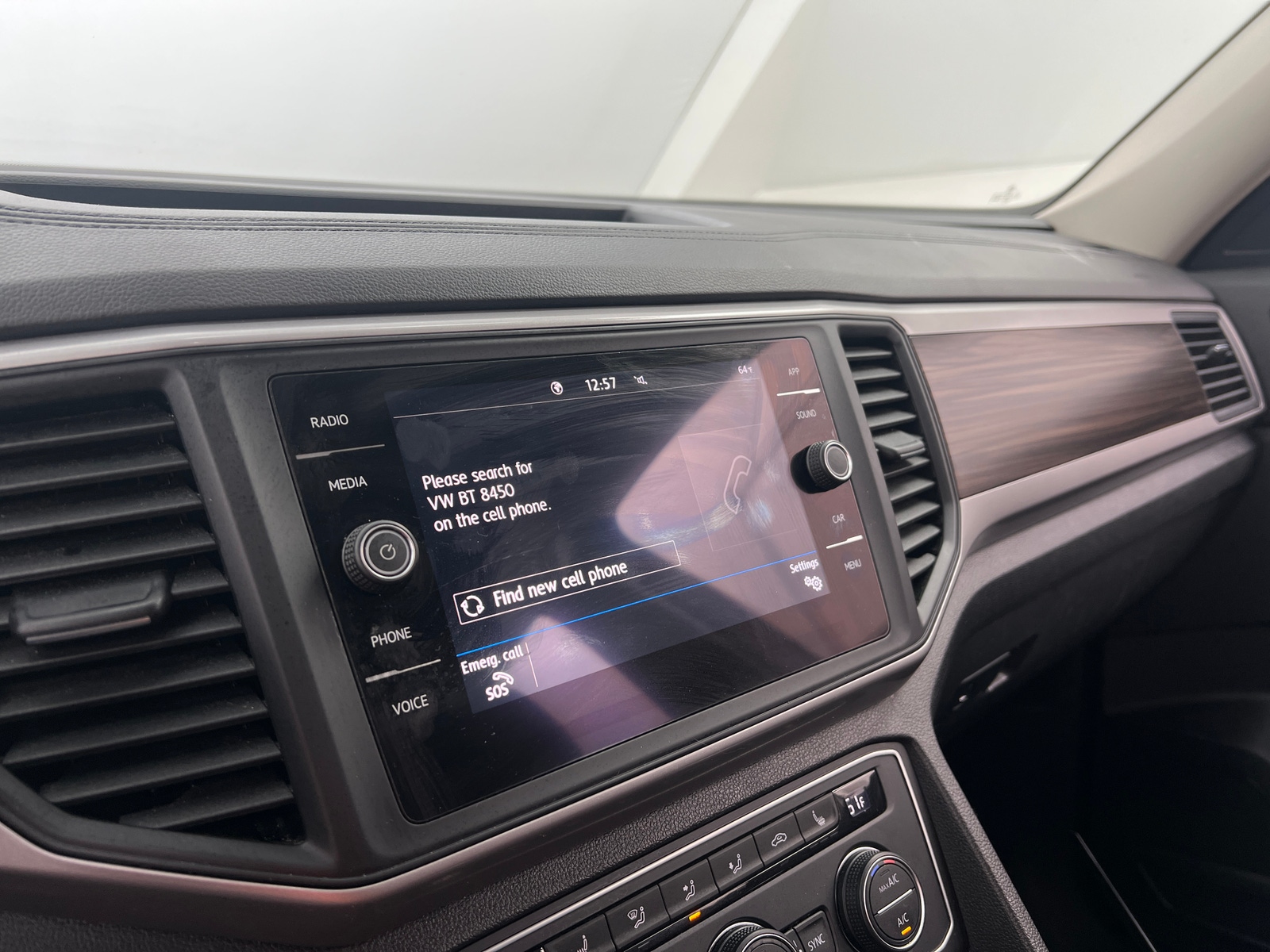 Thumbnail: 2021 Volkswagen Atlas - 3