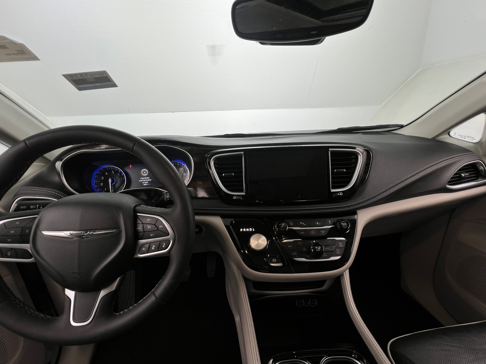 Thumbnail: 2024 Chrysler Pacifica - 2