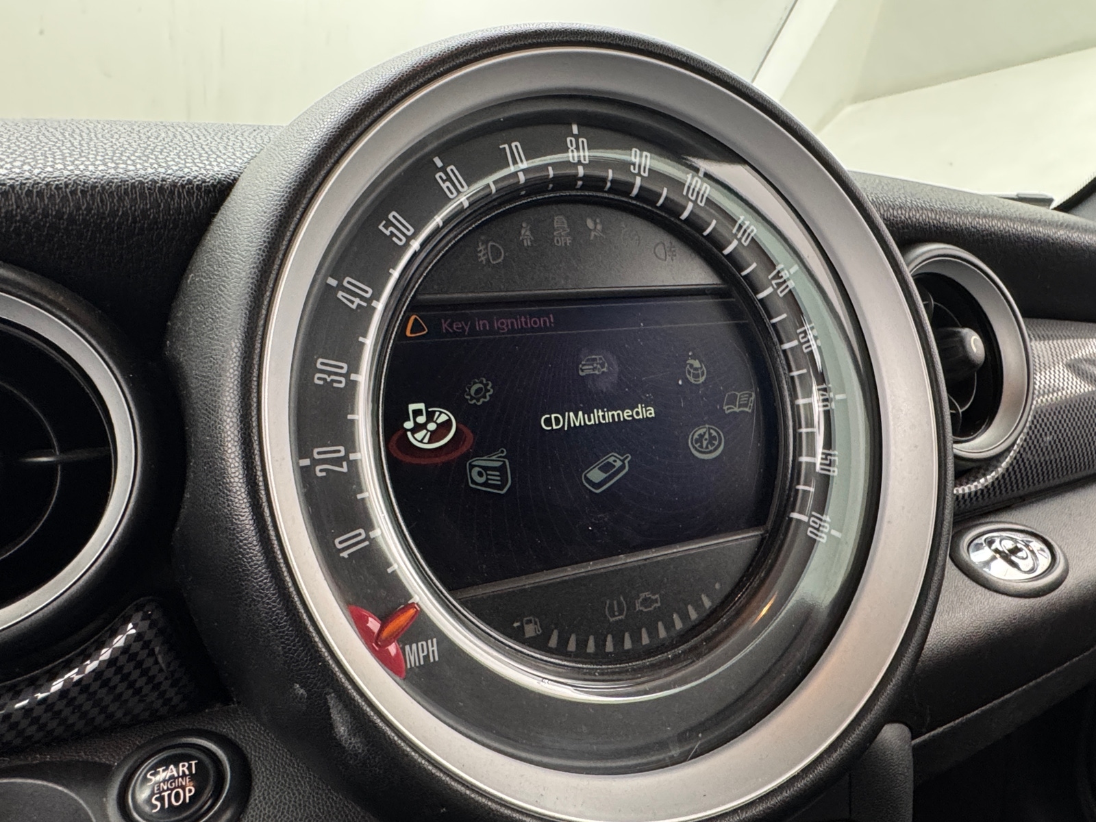 Thumbnail: 2015 MINI Cooper Convertible - 4