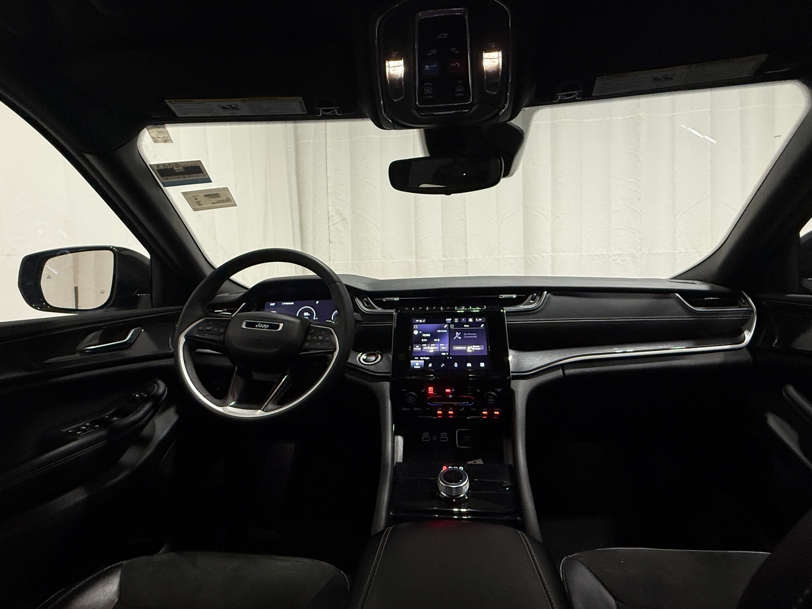 Thumbnail: 2023 Jeep Grand Cherokee - 3