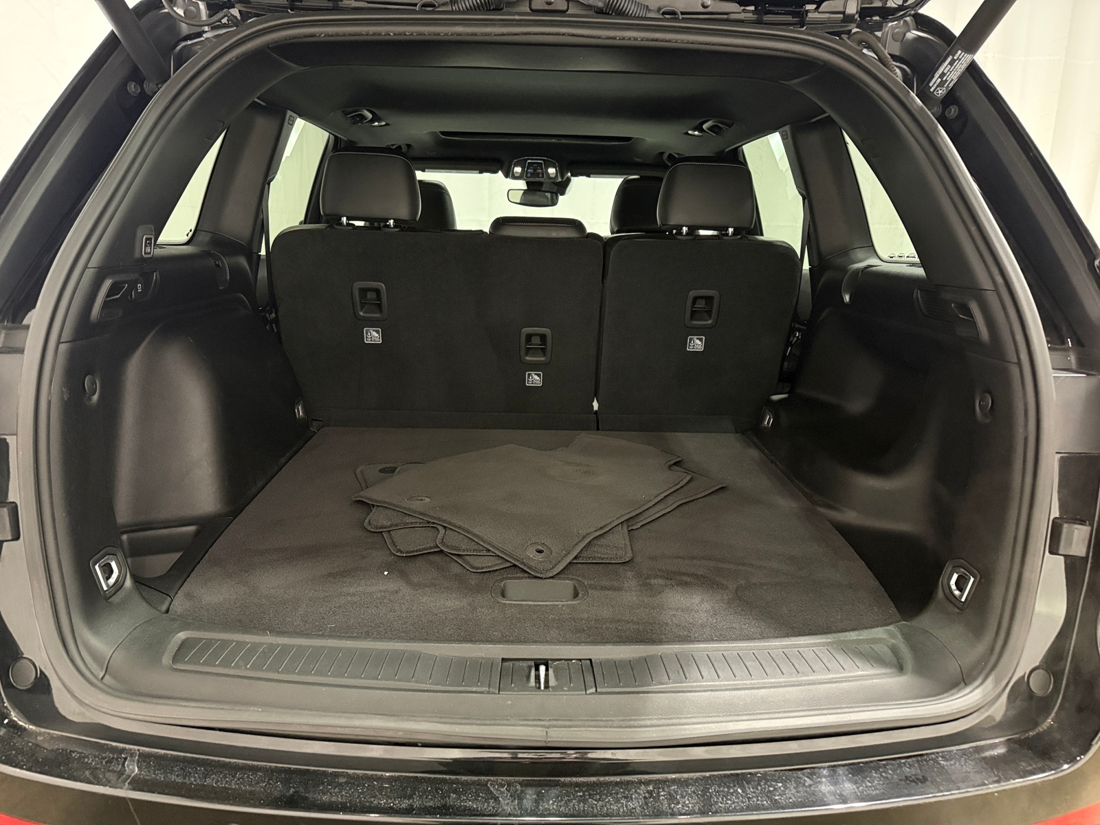 Thumbnail: 2023 Jeep Grand Cherokee - 7