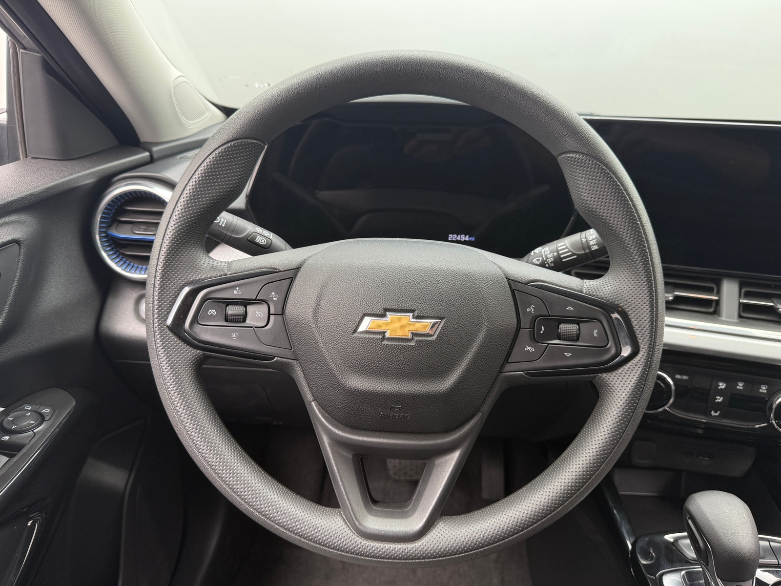 Thumbnail: 2025 Chevrolet Trax - 5