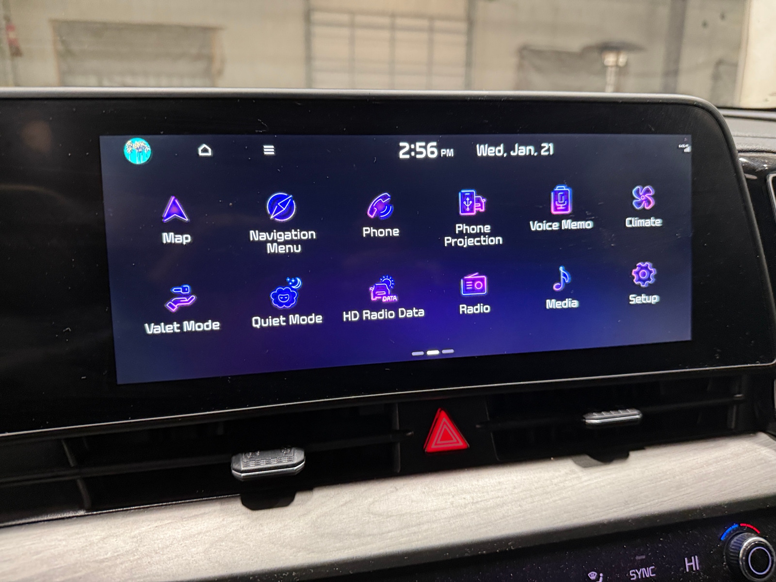 Thumbnail: 2023 Kia Sportage - 3