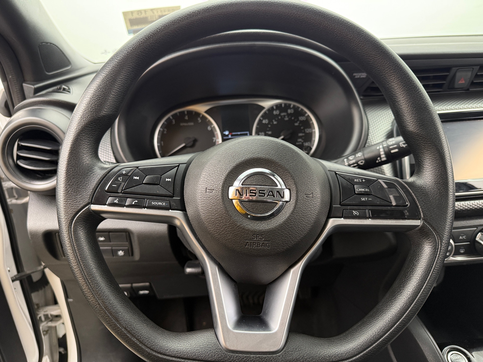 Thumbnail: 2020 Nissan Kicks - 5