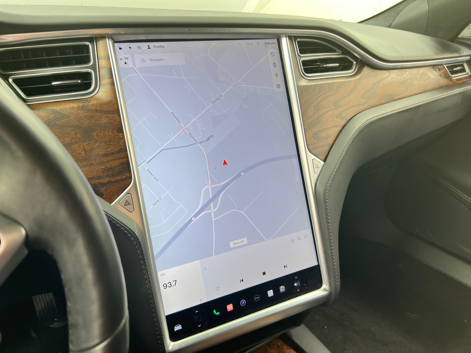 Thumbnail: 2017 Tesla Model S - 3