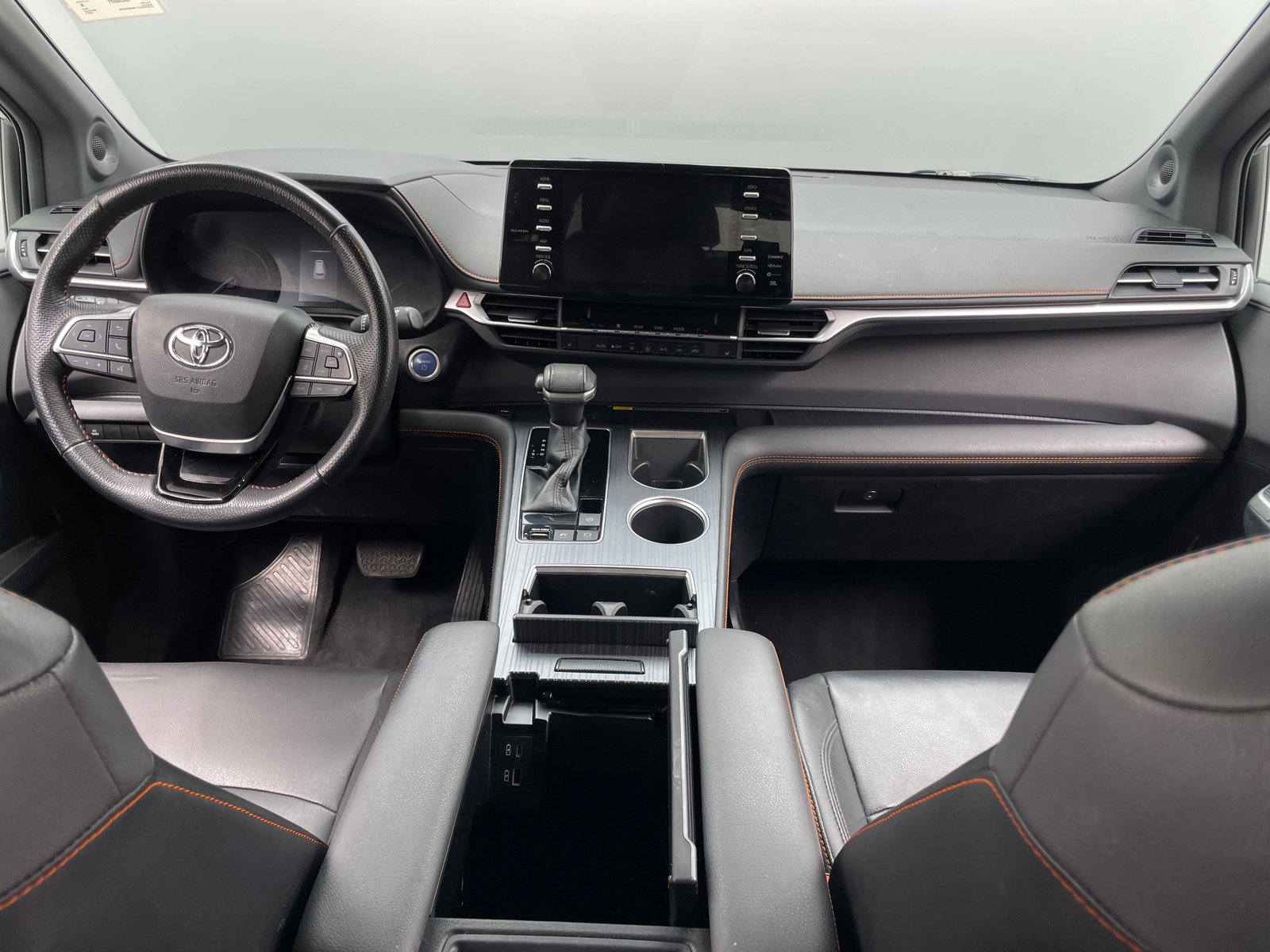 Thumbnail: 2021 Toyota Sienna - 2