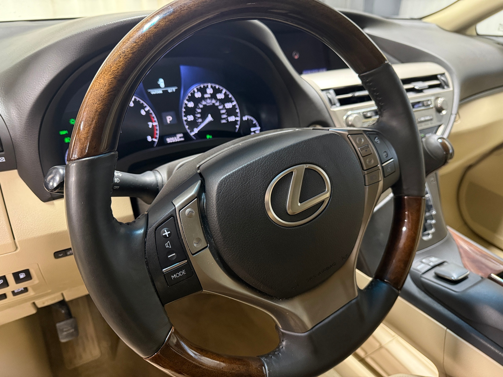 Thumbnail: 2014 Lexus RX - 5