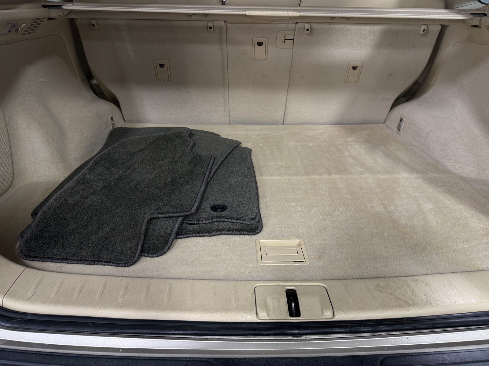 Thumbnail: 2014 Lexus RX - 7