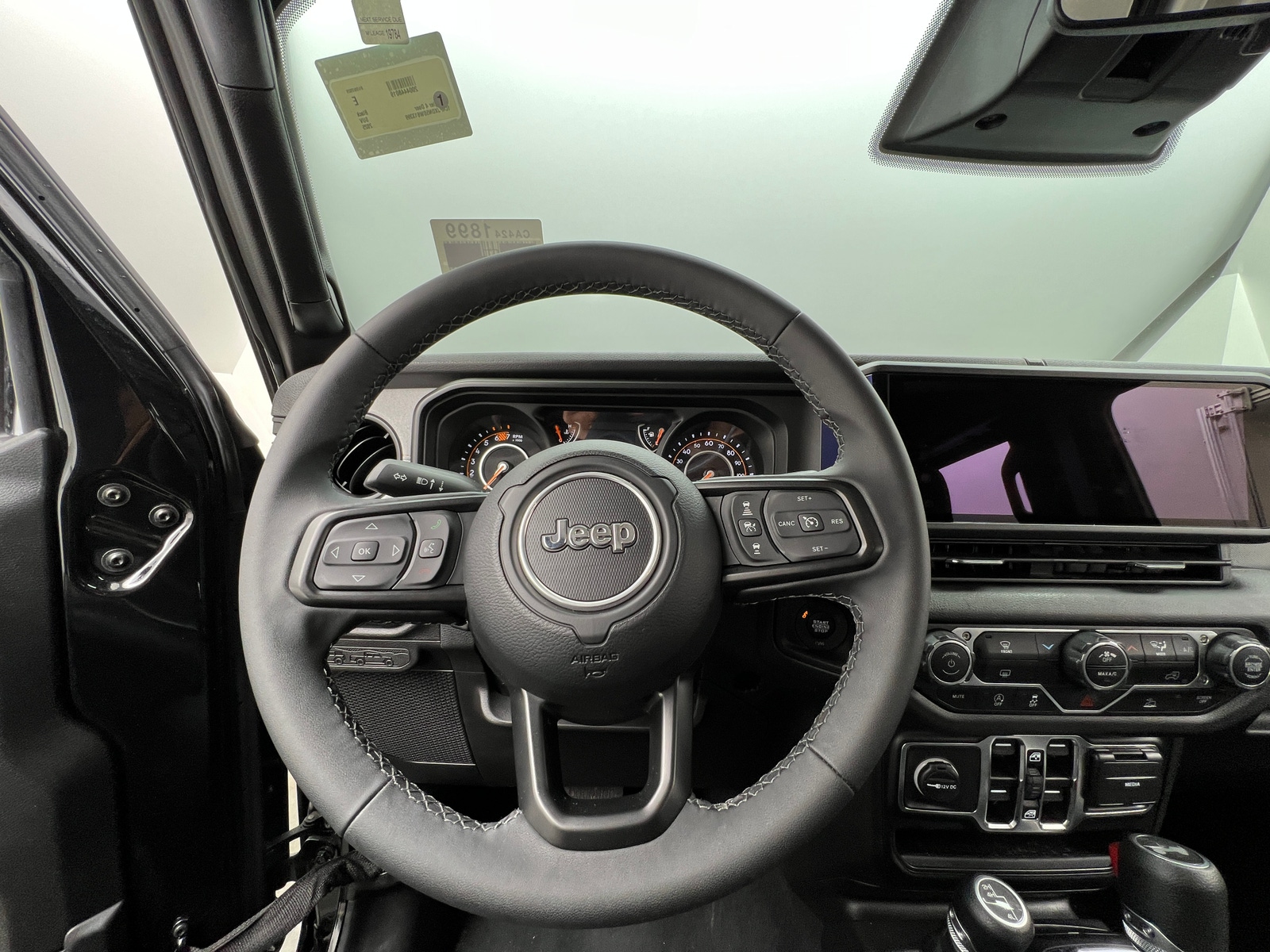 Thumbnail: 2025 Jeep Wrangler - 5