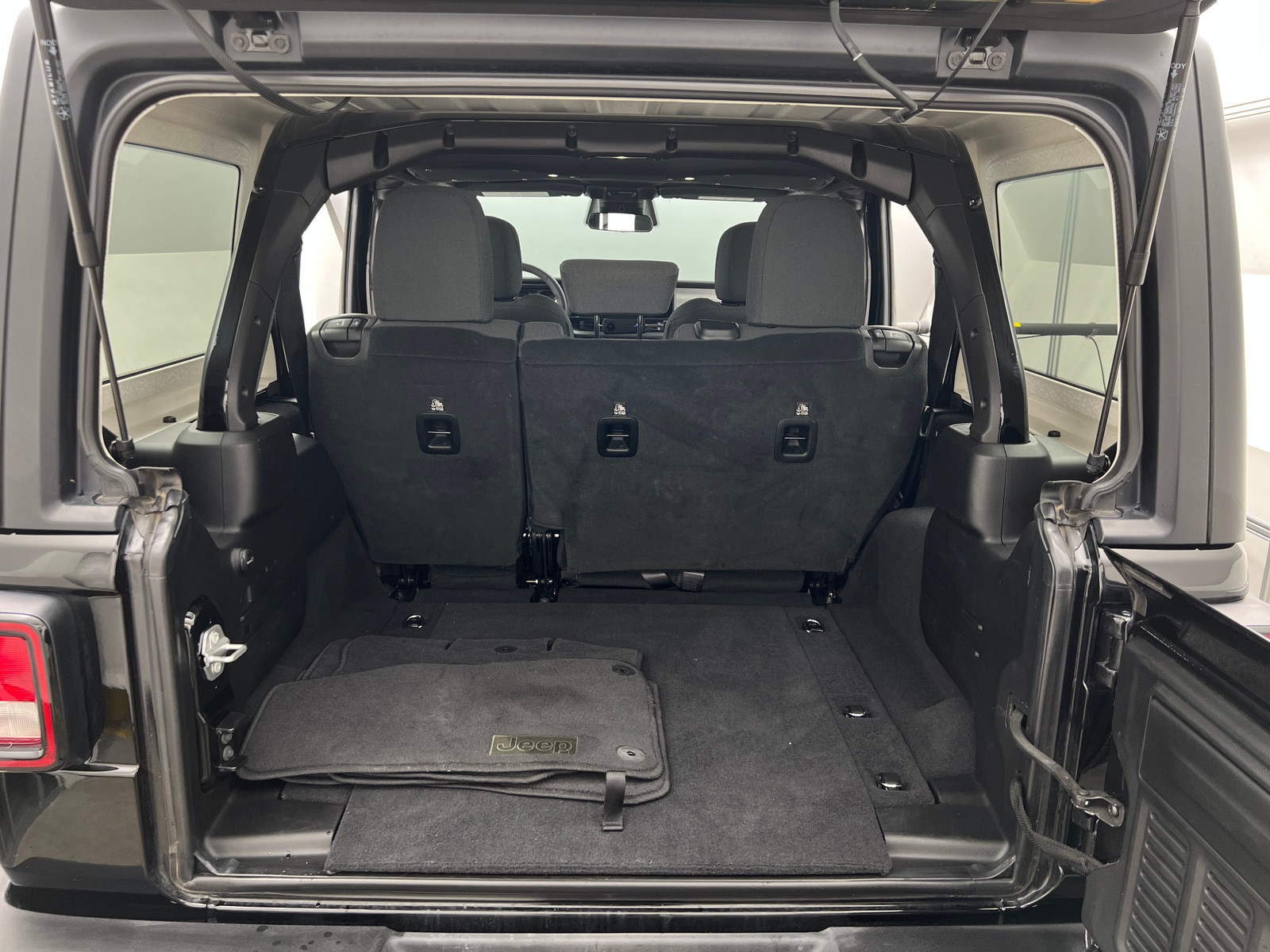 Thumbnail: 2025 Jeep Wrangler - 7