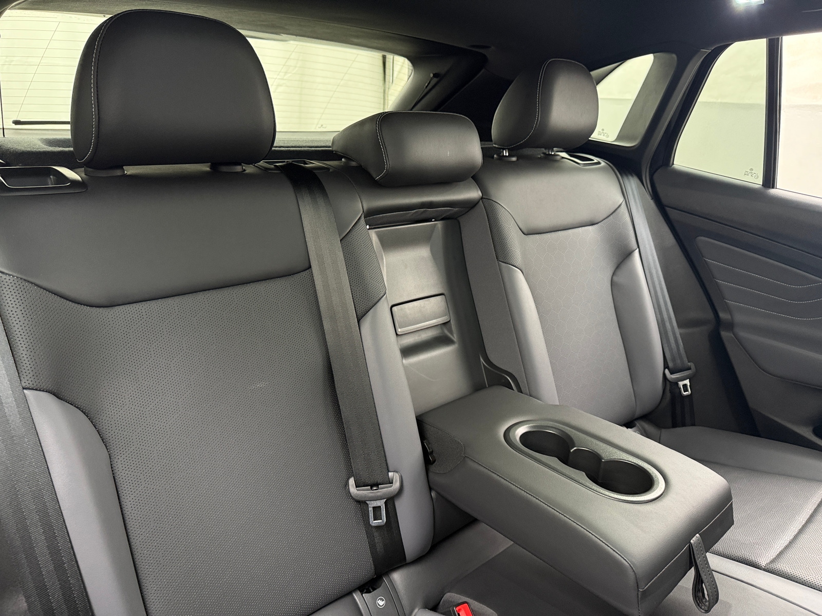 Thumbnail: 2024 Volkswagen ID.4 - 5