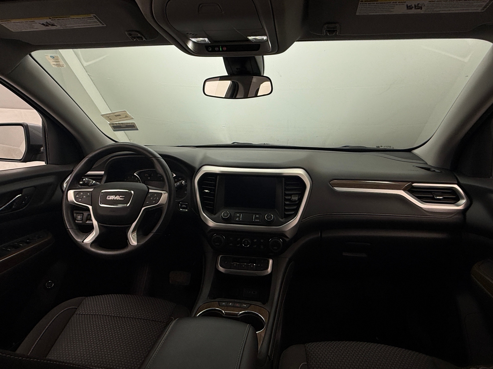 Thumbnail: 2023 GMC Acadia - 3