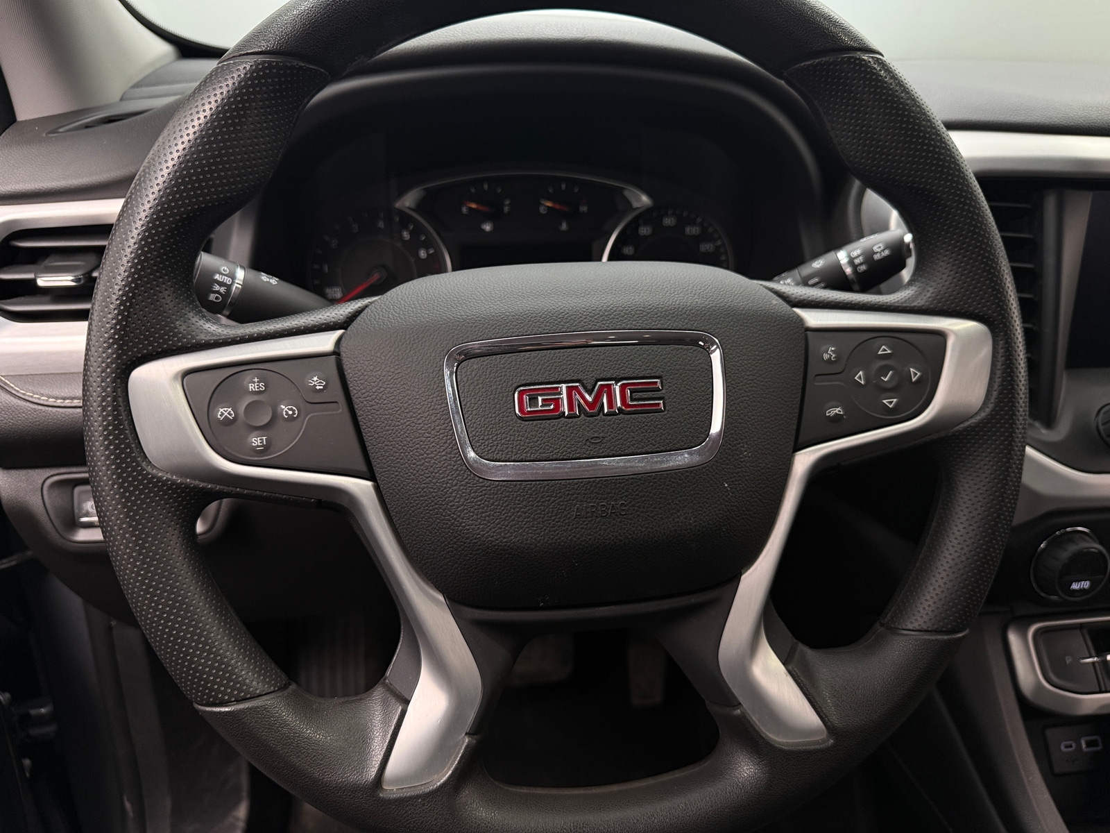 Thumbnail: 2023 GMC Acadia - 5