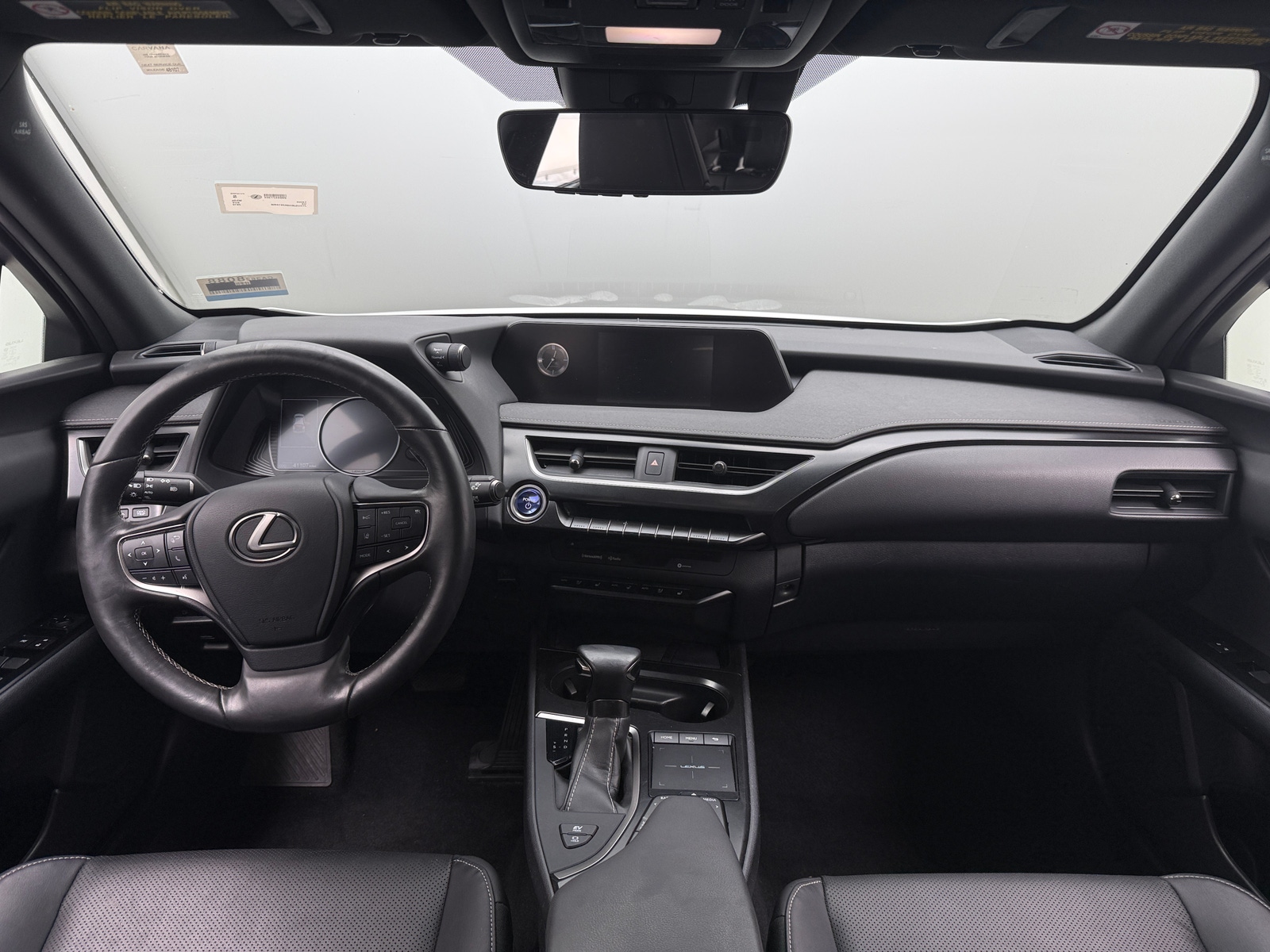 Thumbnail: 2019 Lexus UX - 2