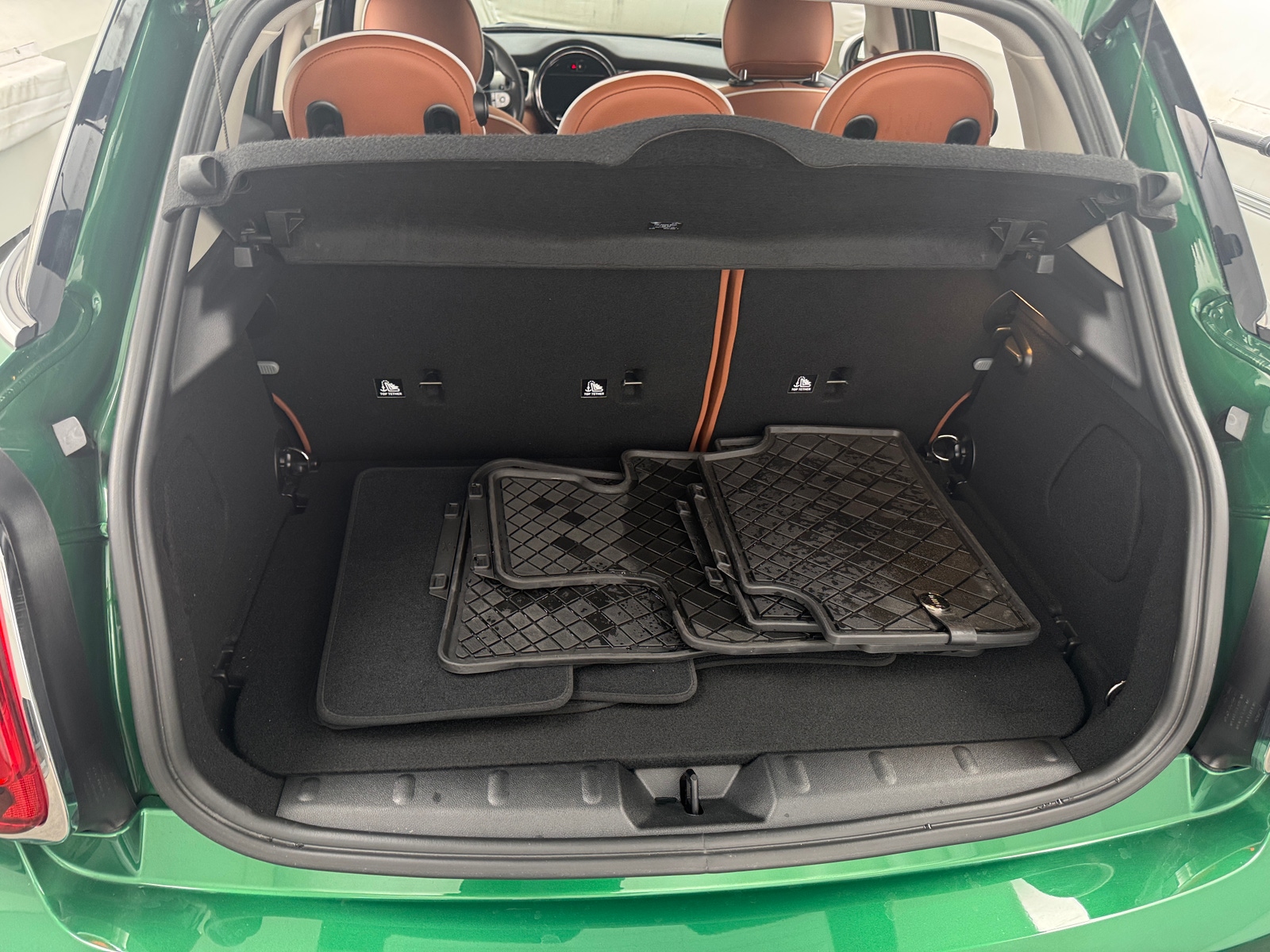 Thumbnail: 2022 MINI Cooper Hardtop - 6