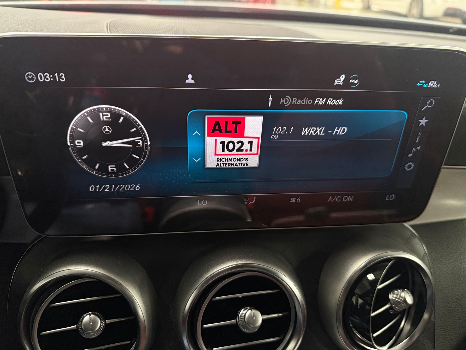 Thumbnail: 2022 Mercedes-Benz C-Class - 2