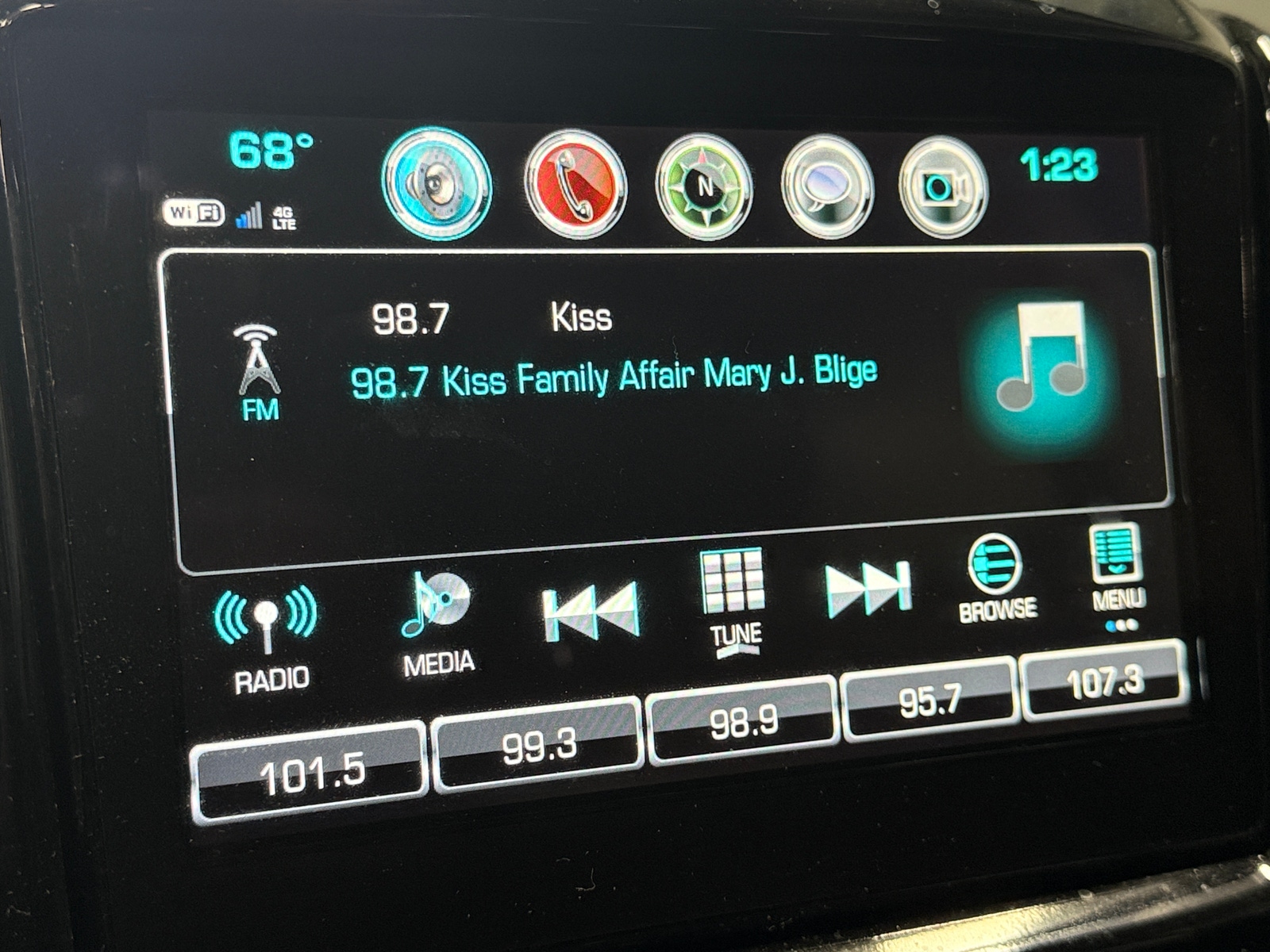 Thumbnail: 2019 Chevrolet Traverse - 3