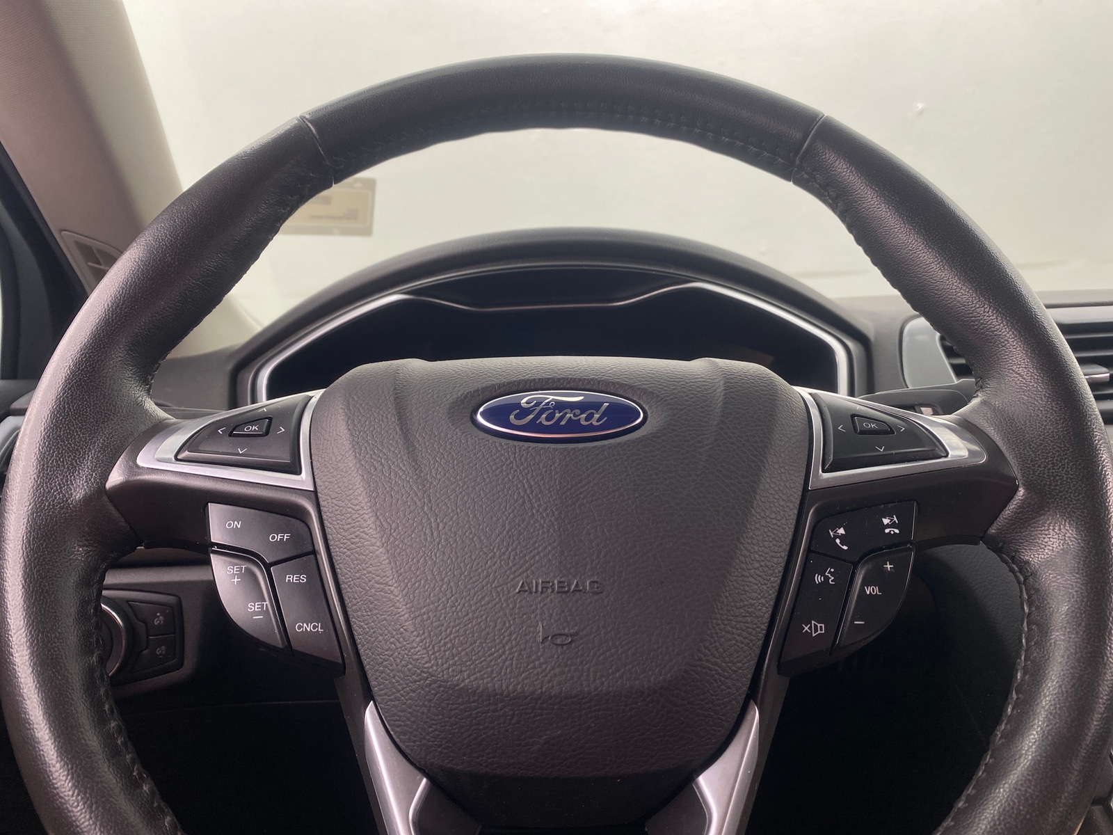 Thumbnail: 2016 Ford Fusion - 4