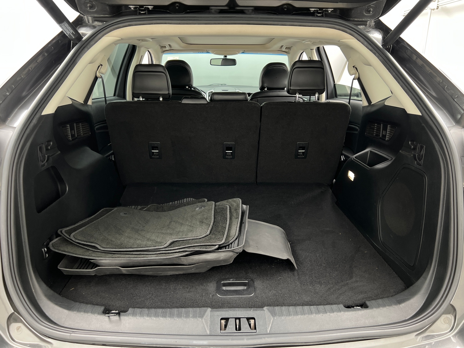 Thumbnail: 2018 Ford Edge - 6