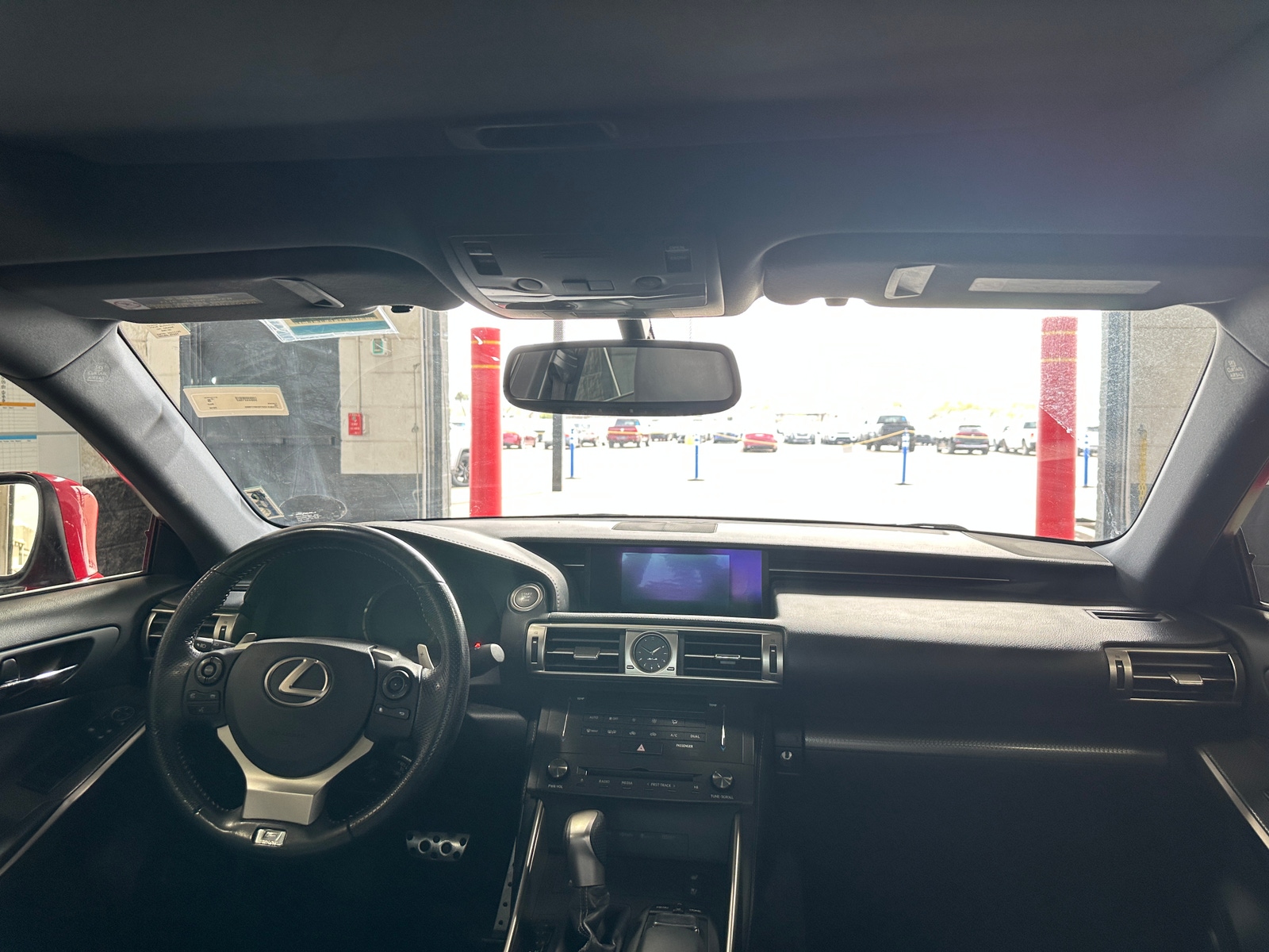 Thumbnail: 2016 Lexus IS - 2