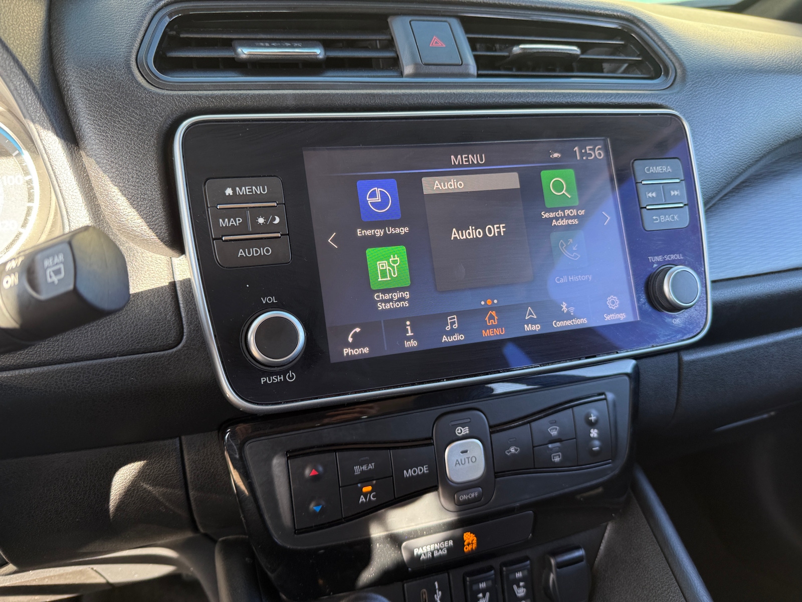 Thumbnail: 2025 Nissan Leaf - 4