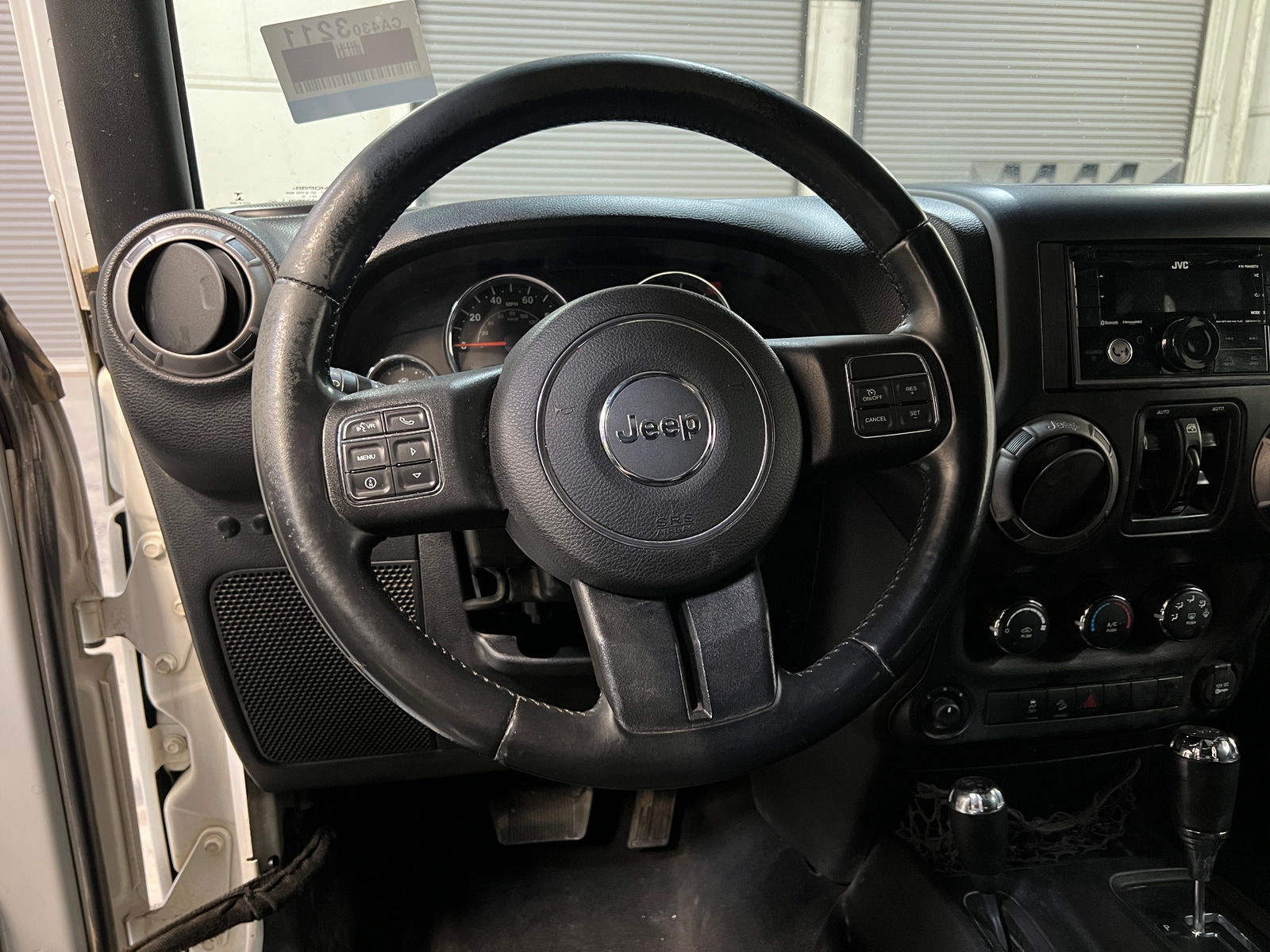 Thumbnail: 2015 Jeep Wrangler - 5