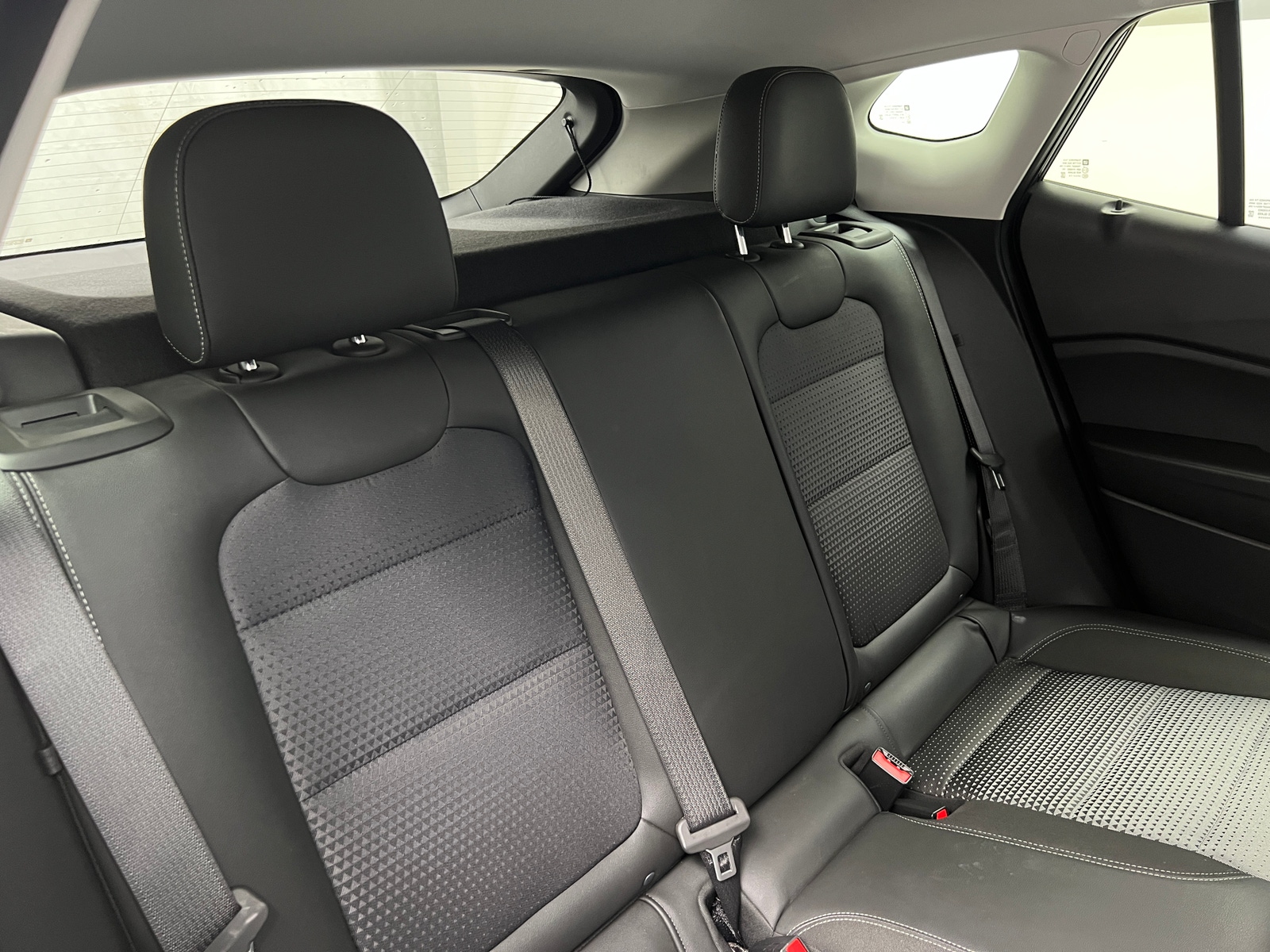 Thumbnail: 2025 Chevrolet Trax - 6