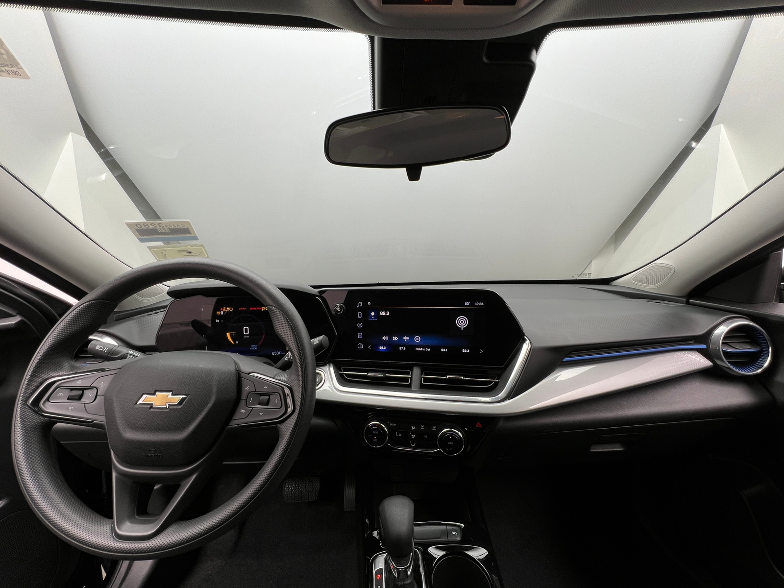 Thumbnail: 2025 Chevrolet Trax - 3