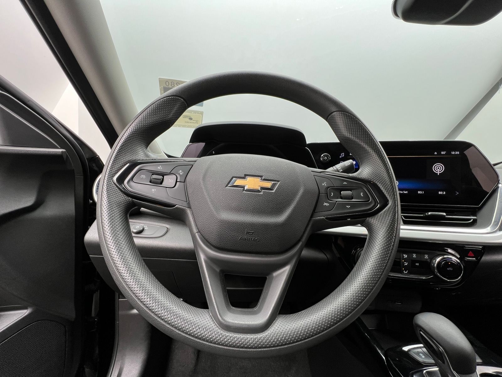 Thumbnail: 2025 Chevrolet Trax - 5