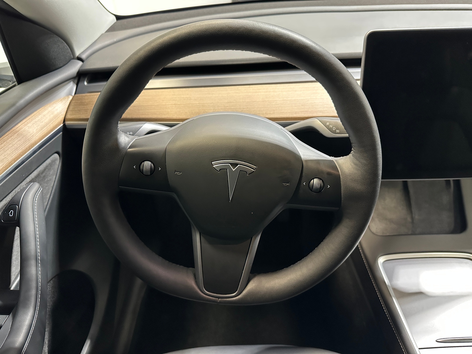 Thumbnail: 2023 Tesla Model Y - 4