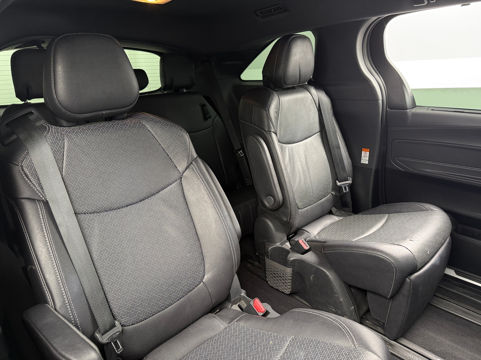 Thumbnail: 2023 Toyota Sienna - 5