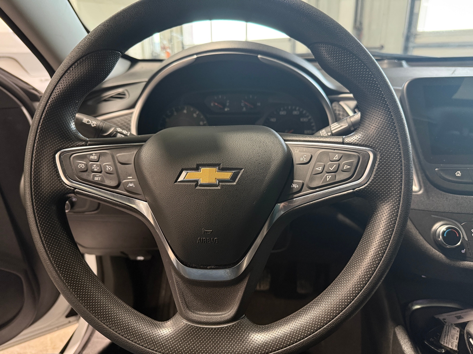 Thumbnail: 2024 Chevrolet Malibu - 5