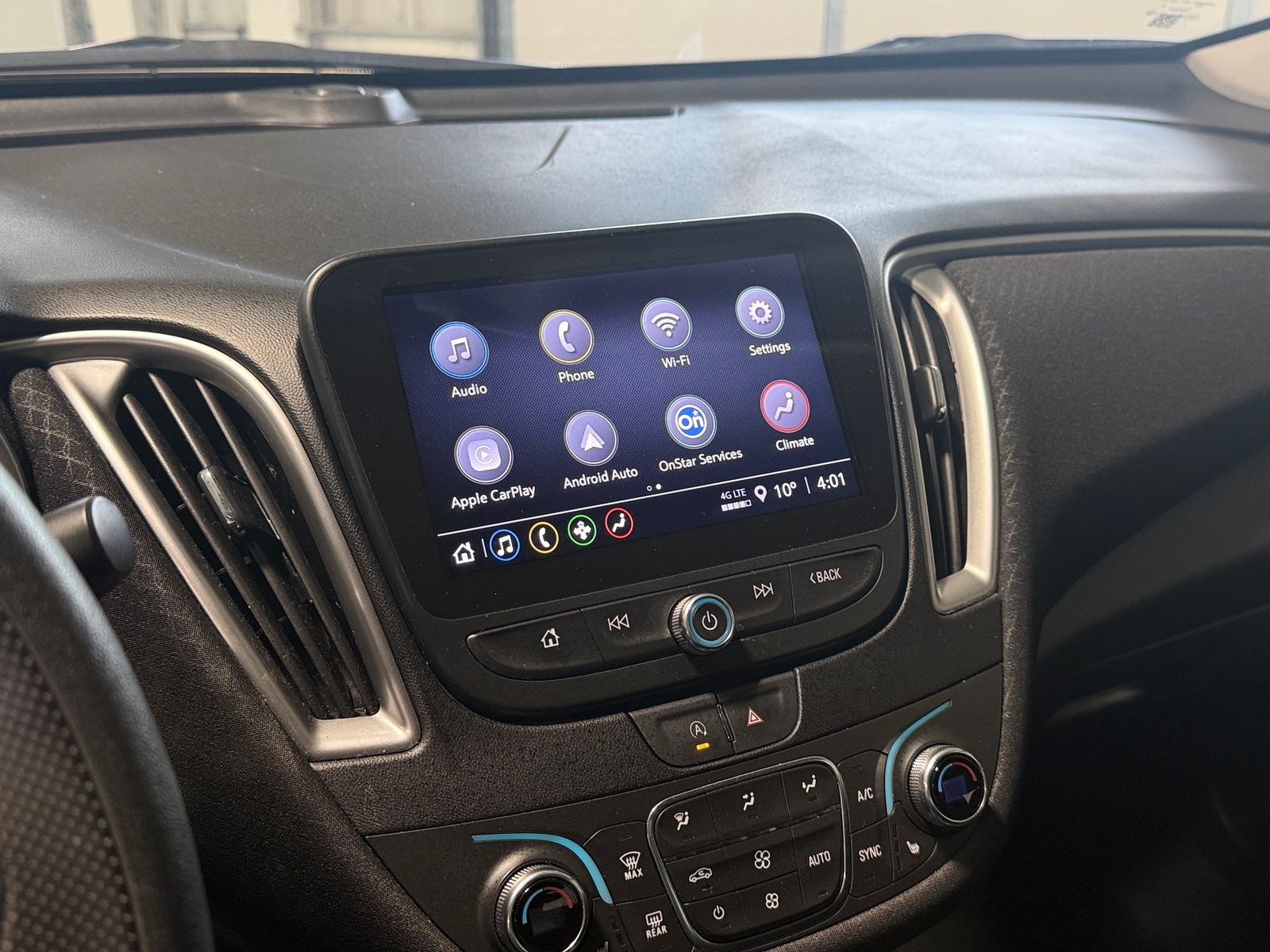 Thumbnail: 2024 Chevrolet Malibu - 4