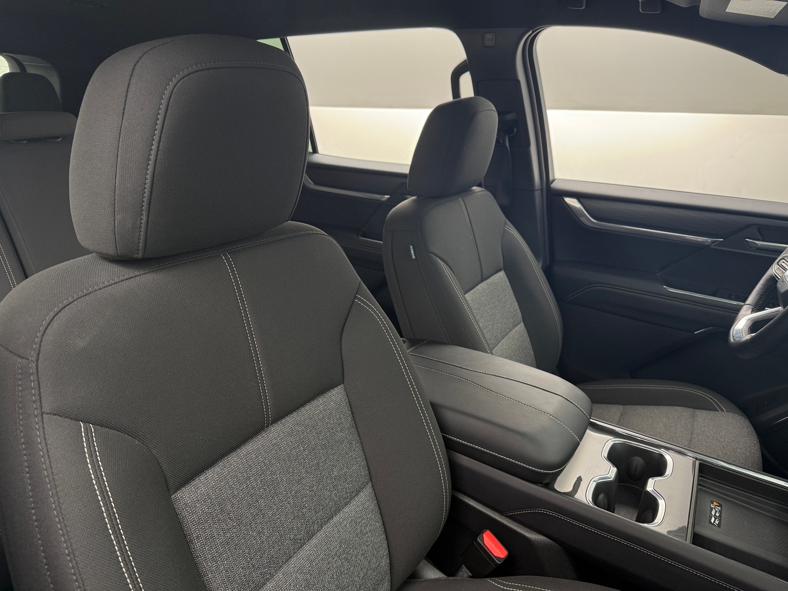 Thumbnail: 2025 GMC Acadia - 2