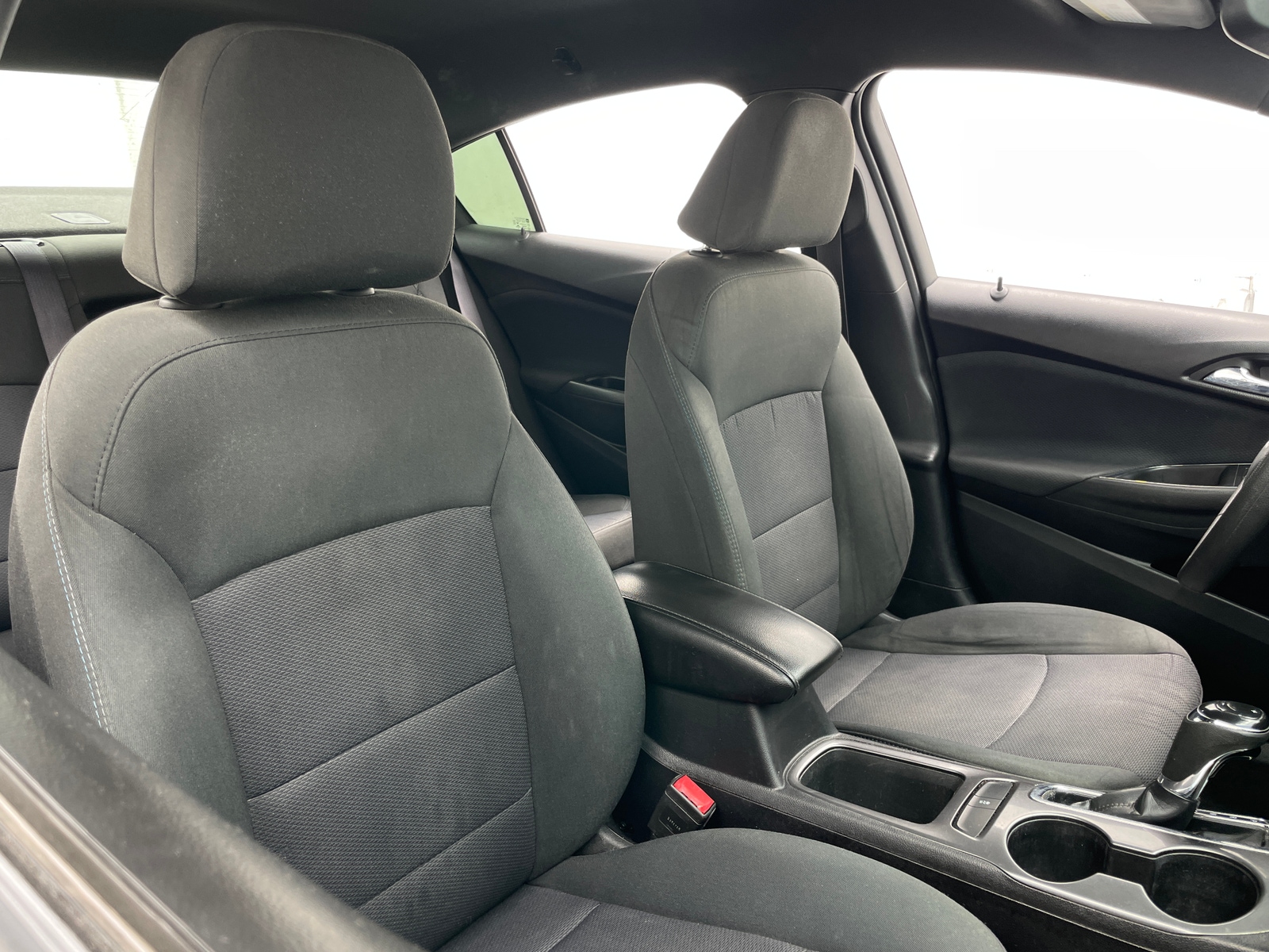 Thumbnail: 2017 Chevrolet Cruze - 2