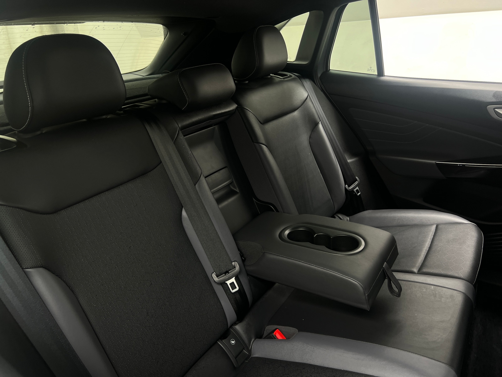 Thumbnail: 2024 Volkswagen ID.4 - 5